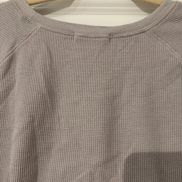 Em and Elle Long - Sleeve Crop Top - Picture 8 of 8